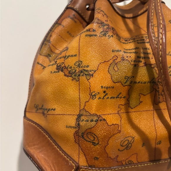 Vintage Map Print Drawstring Bucket Bag - Picture 5 of 9